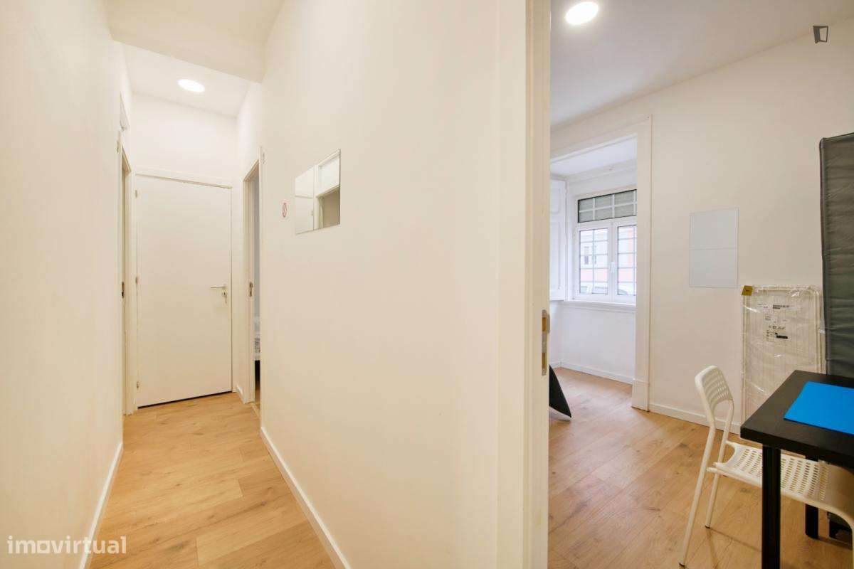 Quarto - localizado em Arroios Lisbon - Grande imagem: 3/10