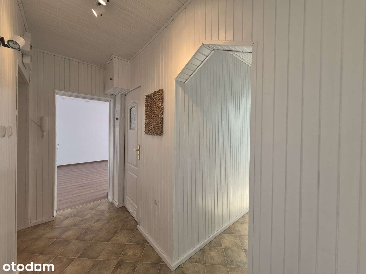 2 pokojowe mieszkanie - NISKI CZYNSZ !!!-12