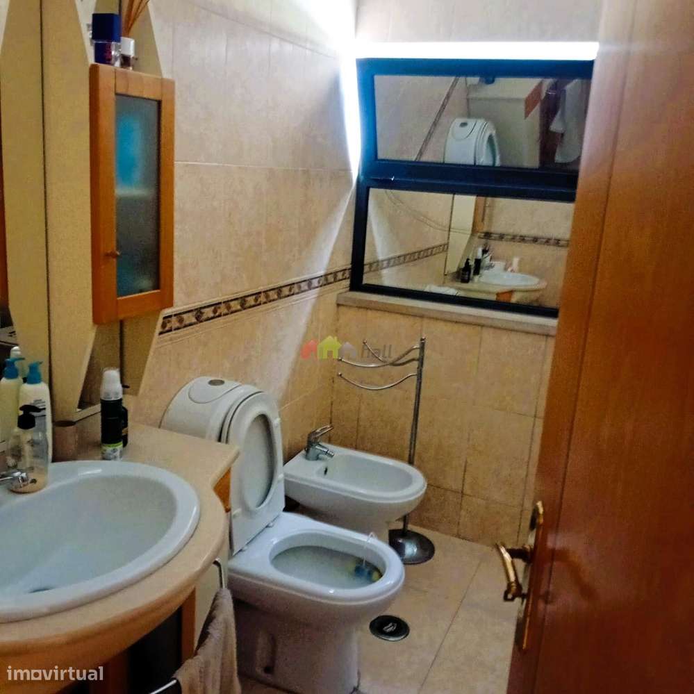 Apartamento T3 com varandas e arrecadação em Alcochete-6