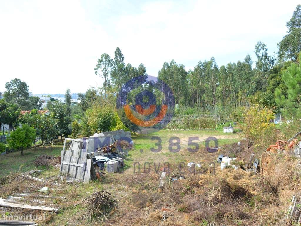 Lote p/ construção de moradia isolada-3