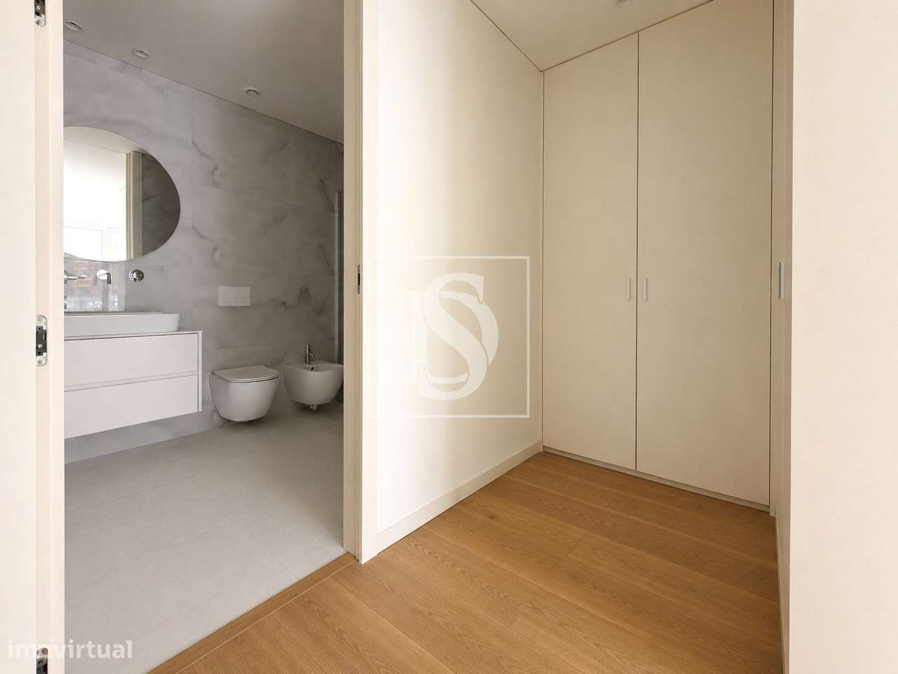 Apartamento T3 em Darque - Novo, c/Garagem e elevador-15