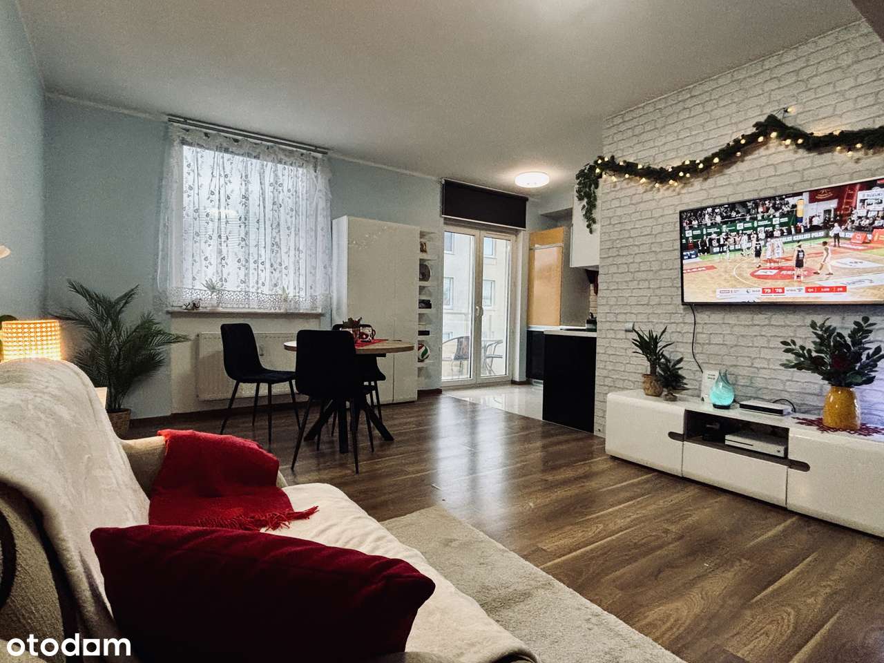 Przytulne mieszkanie z antresolą, dużym balkonem, komórką + parking - Pełny obrazek: 3/12