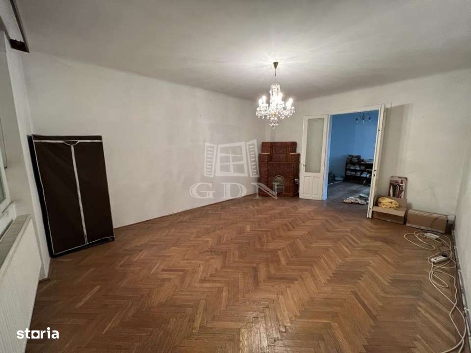 Casa individuala 4 camere, 115 mp + curte de 417 mp, zona Piata Abator - Imagine principală: 5/15