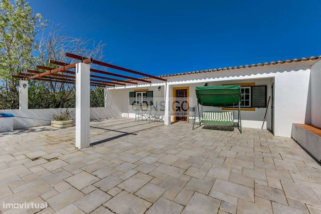 Moradia de campo com piscina em Alhandra-9