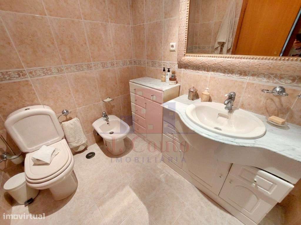 Moradia Geminada T4 com terreno | Entre a Cidade e a Praia-22