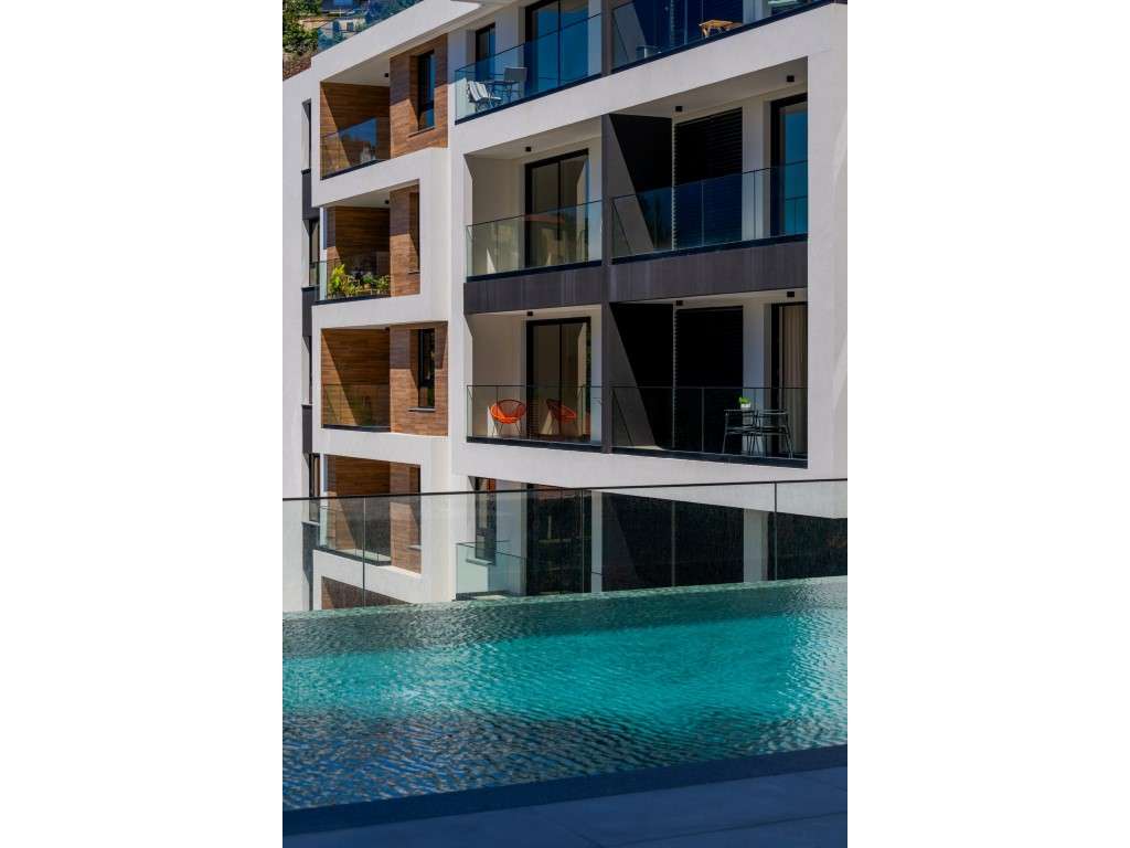 Magnífica Penthouse Duplex no Coração do Funchal - Grande imagem: 4/20