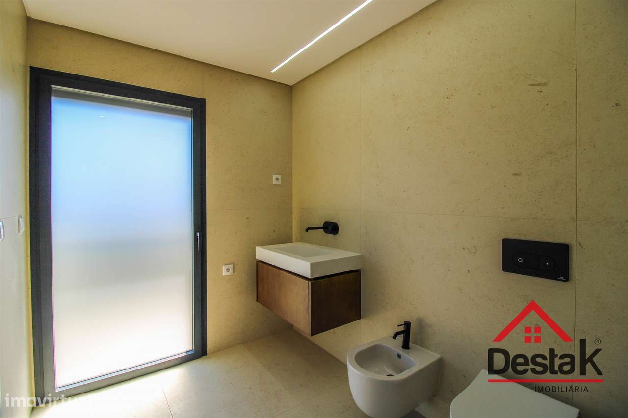 Luxuoso apartamento T4 - Viseu-35