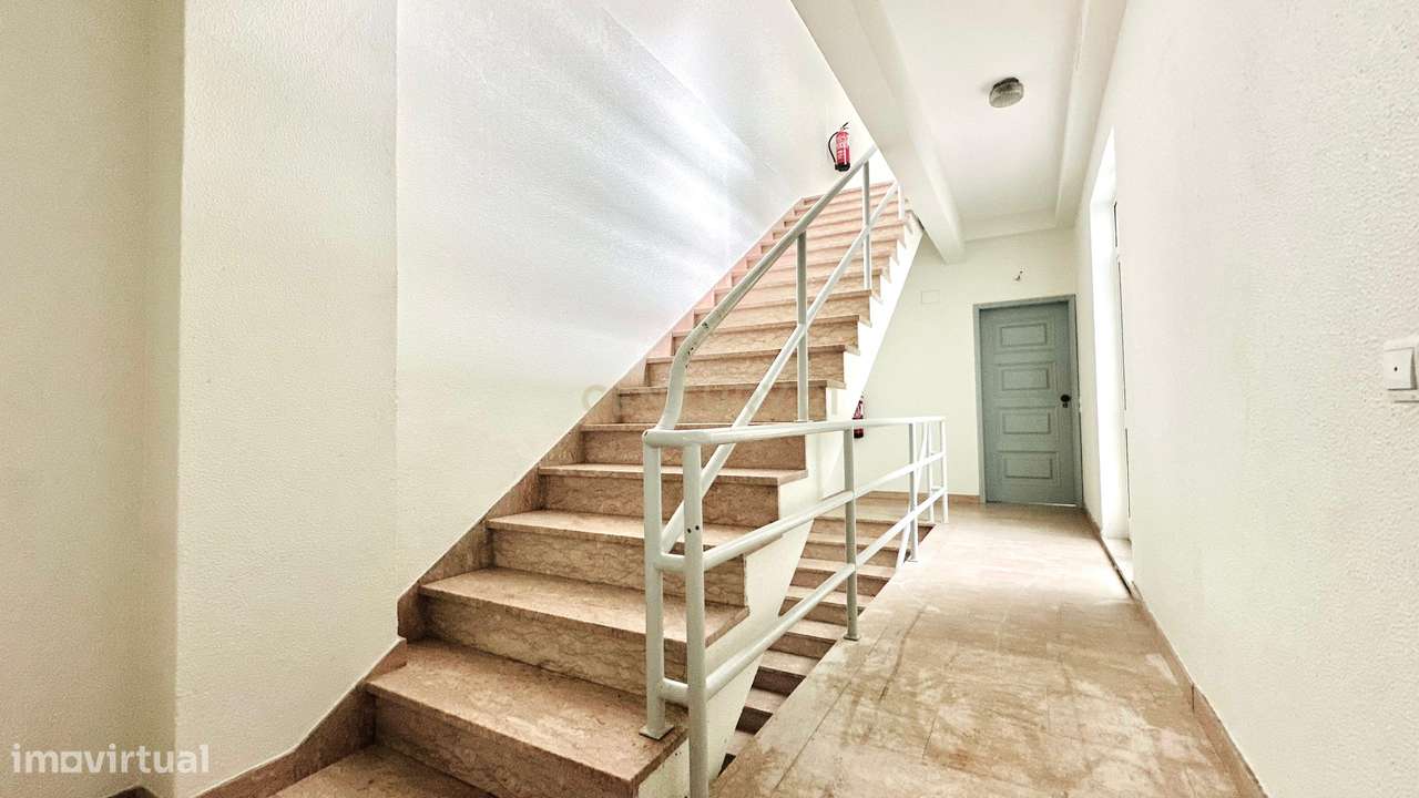 Prédio Urbano no Centro do Funchal – Oportunidade de Investimento - Lo-19