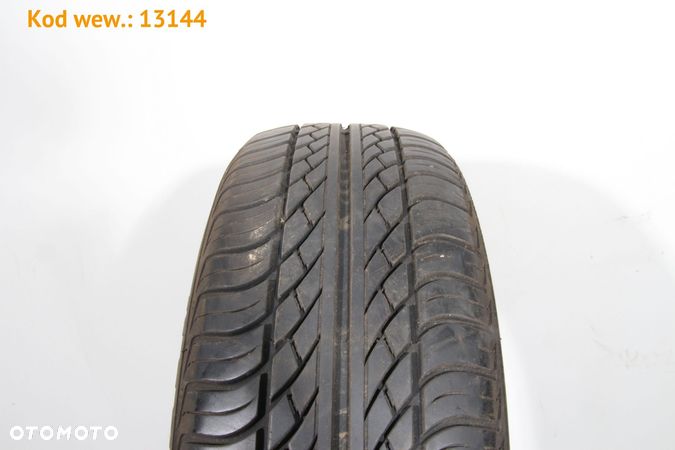 Hankook K406 - 185/60 R15 - 1