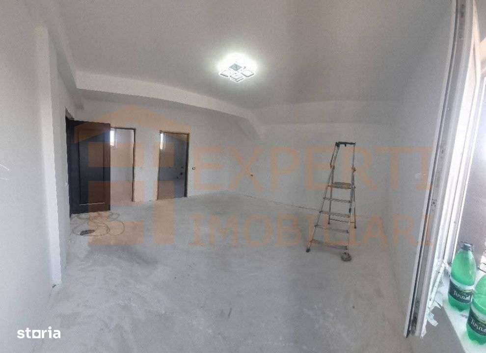 Casa unde linistea se intalneste cu spatiul — Lumina, Constanta - Imagine principală: 5/17