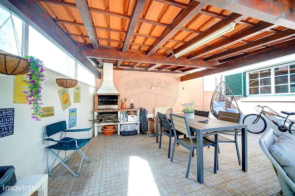 Moradia T4 para venda-6