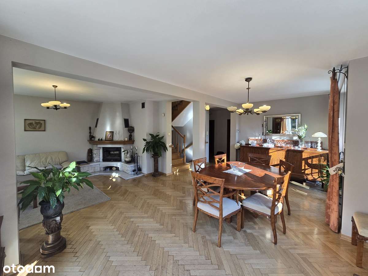 Skrajny segment 25-letni w centrum miasta z dużą działką - Pełny obrazek: 2/20