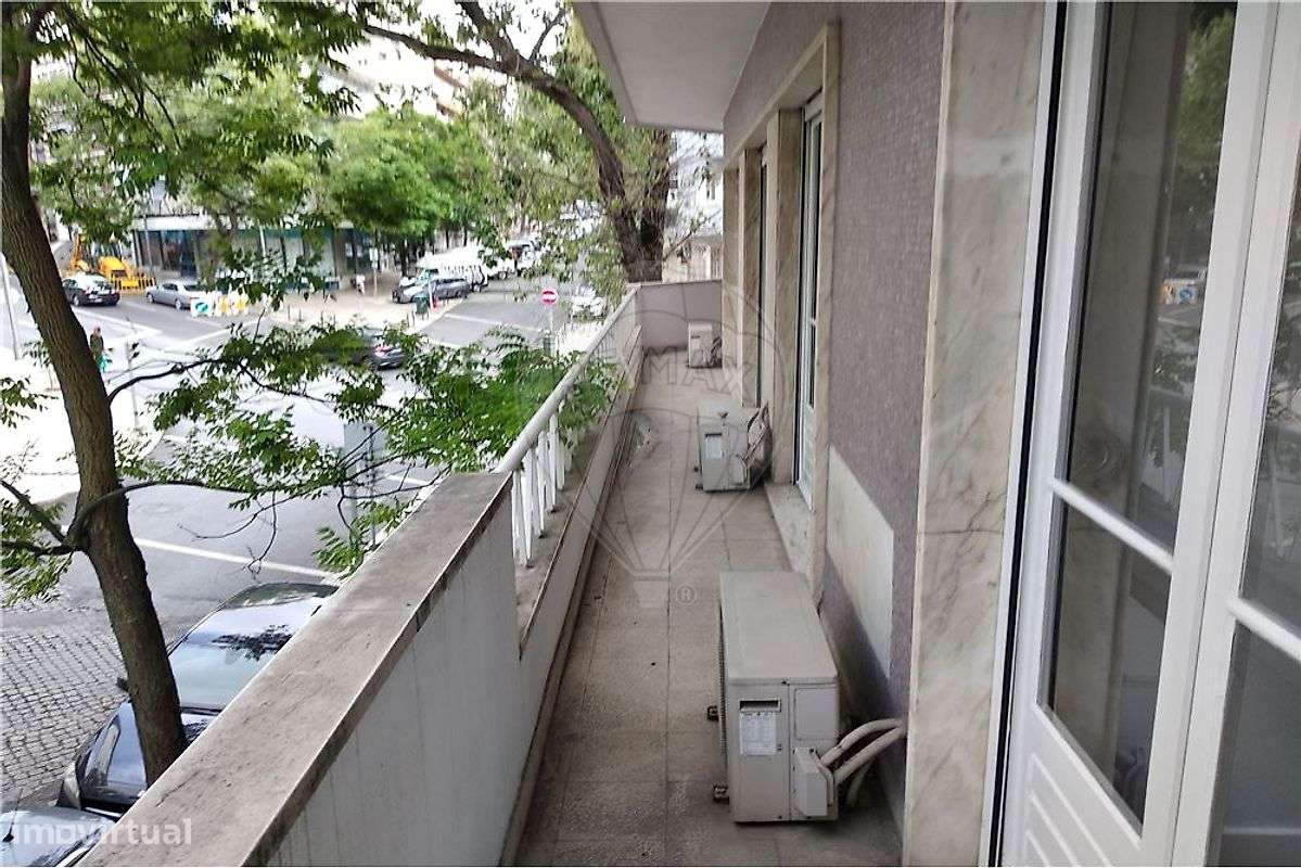 Apartamento T4 para arrendamento - Grande imagem: 4/17