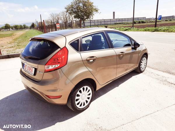 Ford Fiesta 1.4 TDCi Champions Edition - 2