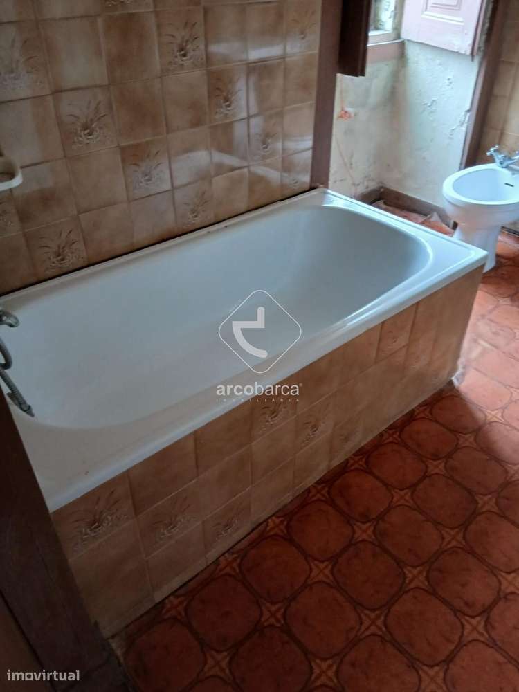 Quinta p/ restaurar com 3.500m2 -  Couto - Arcos de Valdevez-14