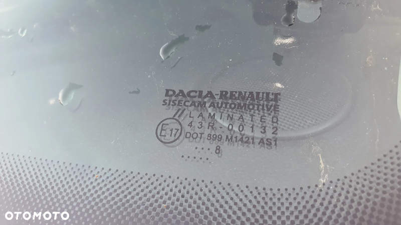 Dacia Duster 1.6 SCe Laureate S&S - 25