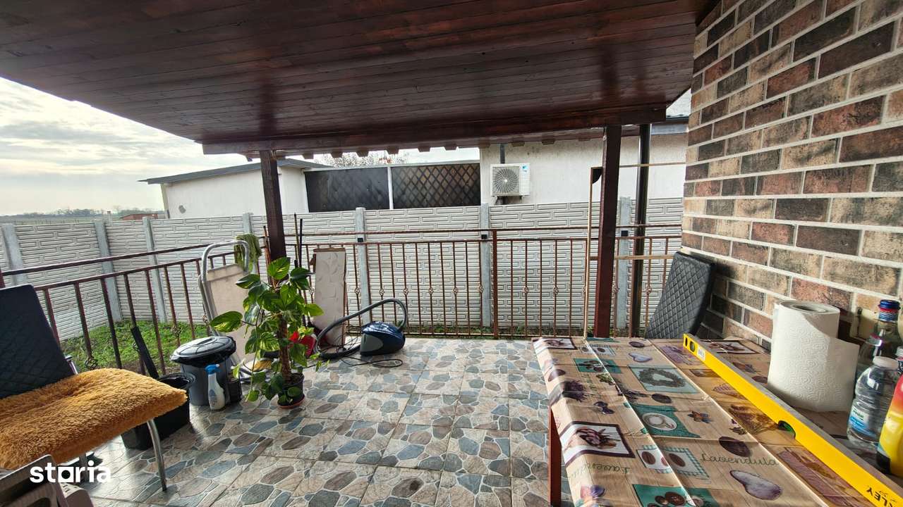 Casă pe parter-3 camere- teren 380 mp - Imagine principală: 5/12