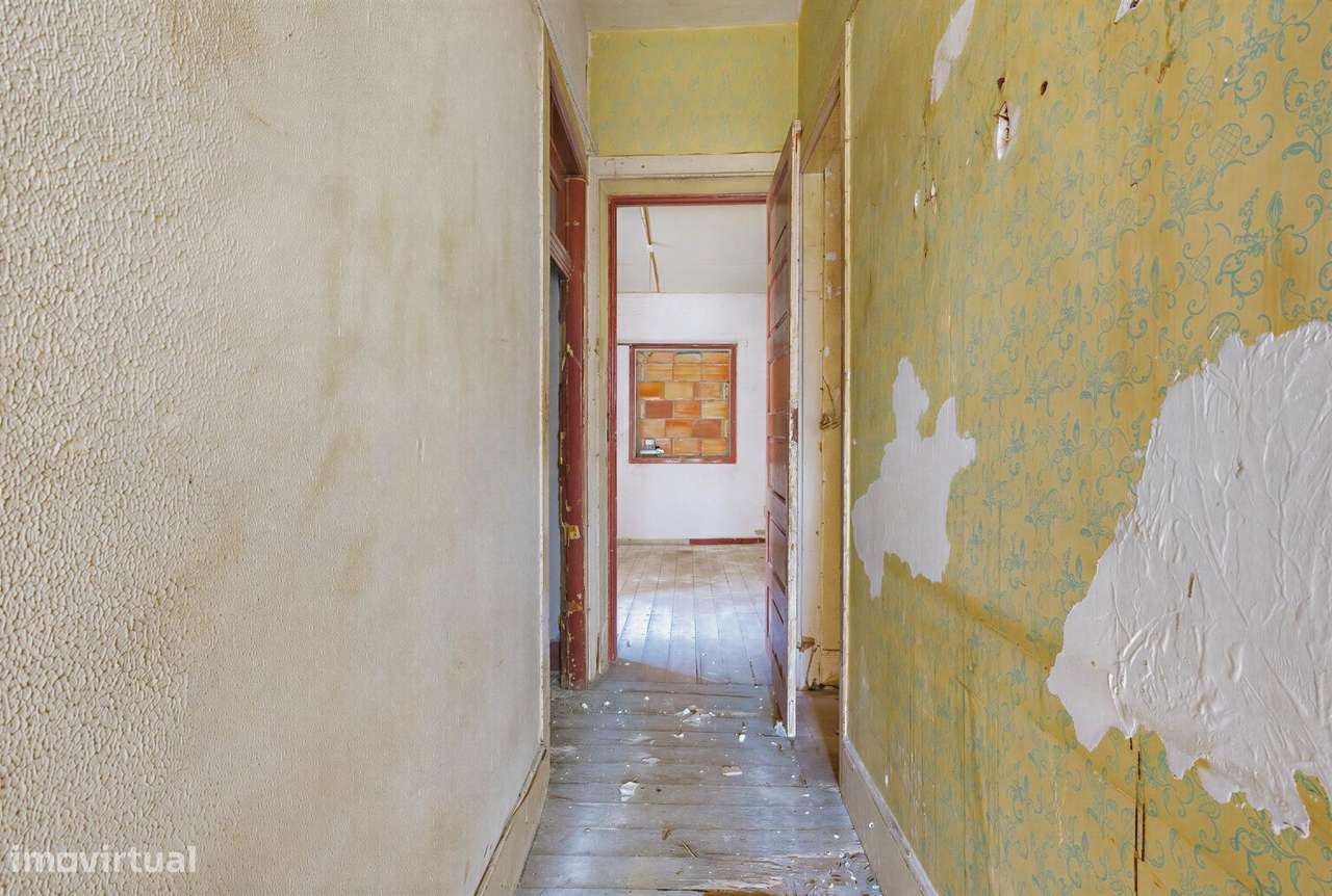 Casa Bifamiliar na Senhora da Hora | 185 m2 | Terreno com Cerca de...-11