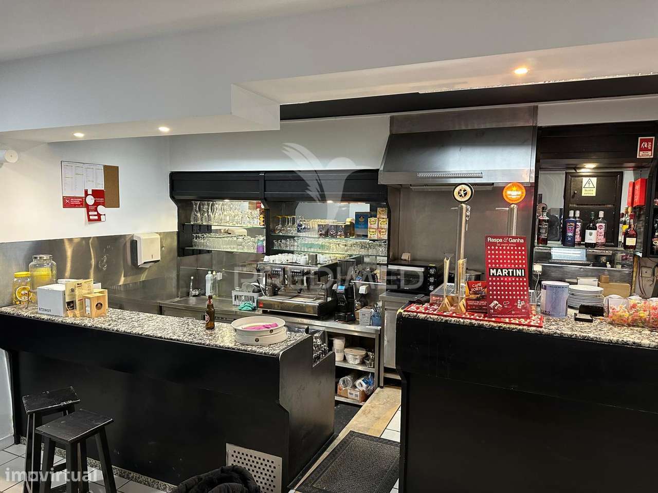 Oportunidade Única: Trespasse de Café/Bar em Zona Universitária! - Grande imagem: 2/7