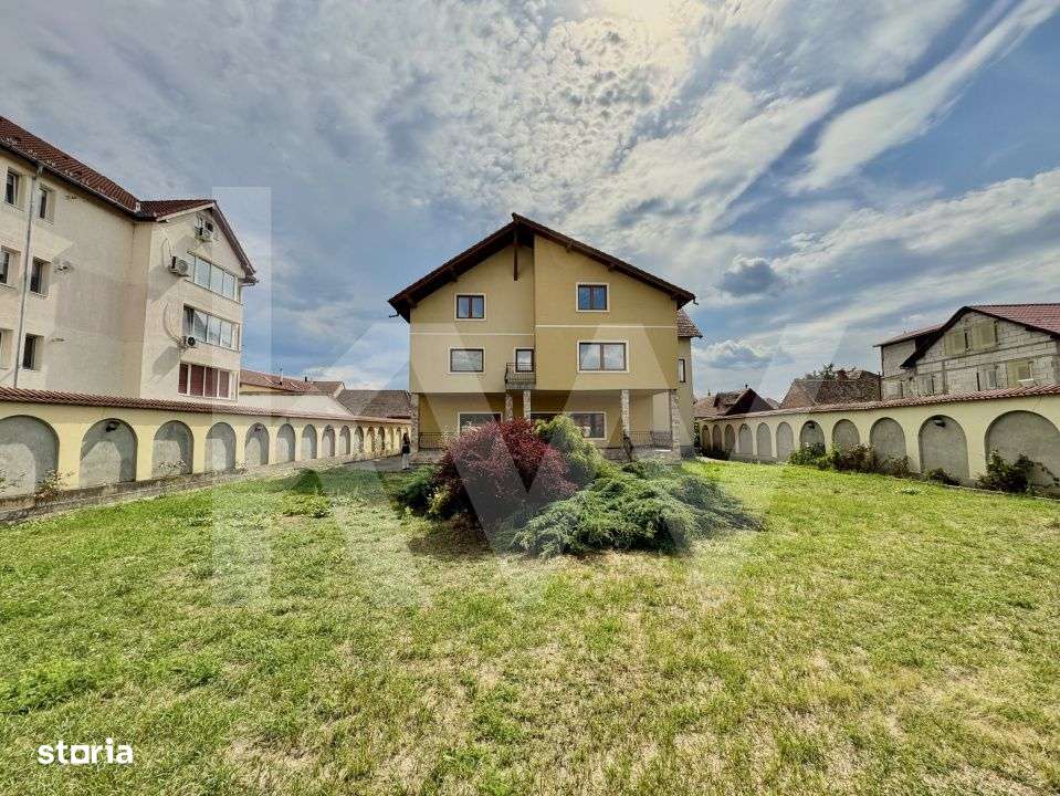 Casa pe 4 Niveluri - Ideala pentru Afaceri sau Resedinta Exclusivista - Imagine principală: 2/19