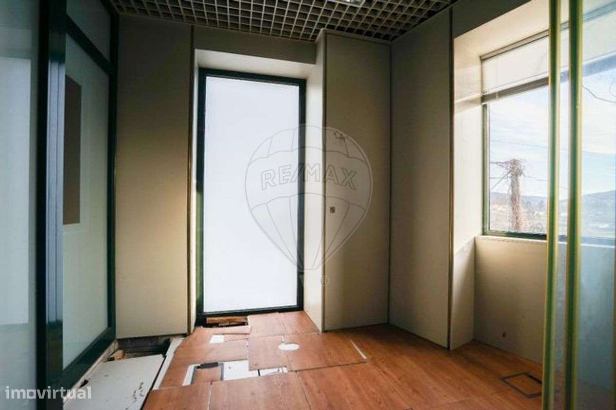 Loja  para arrendamento - Grande imagem: 5/23