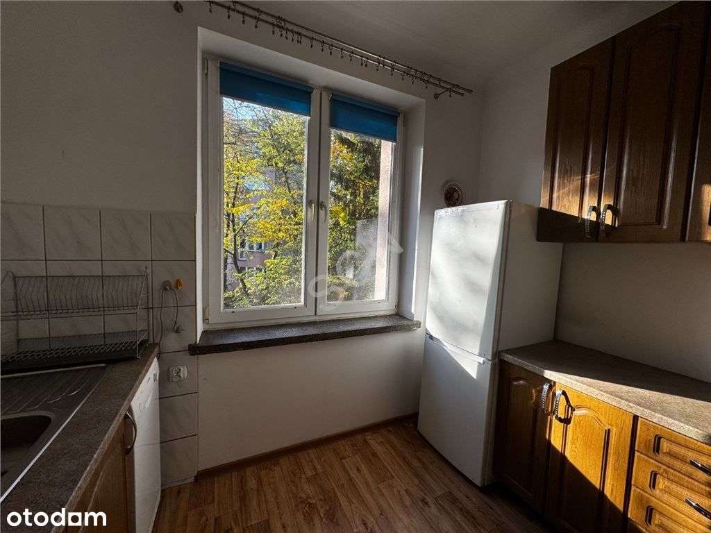 2 pokoje, oddzielna kuchnia-12