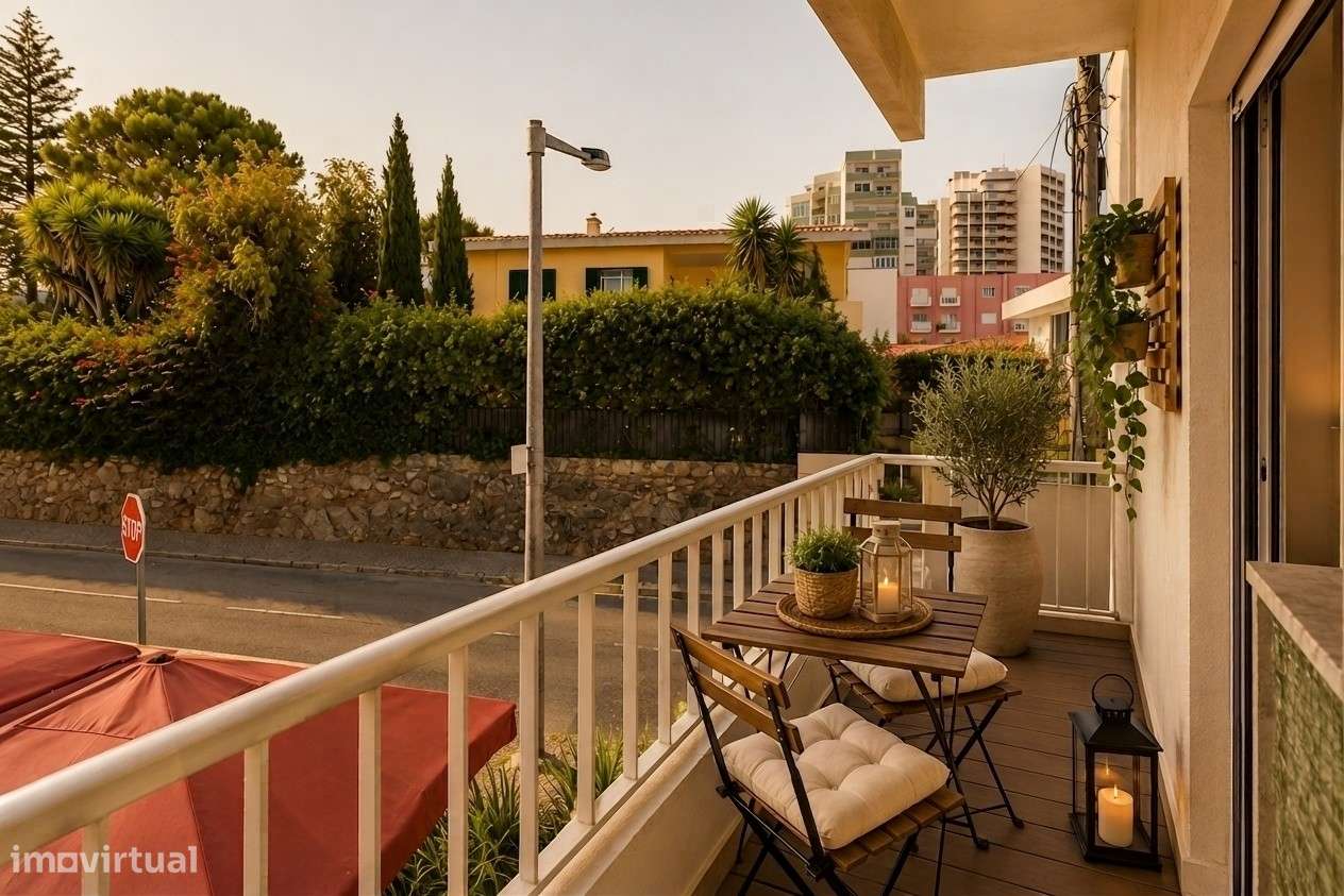 T3 Remodelado com 2 Varandas em Cascais | Pronto a Habitar-11