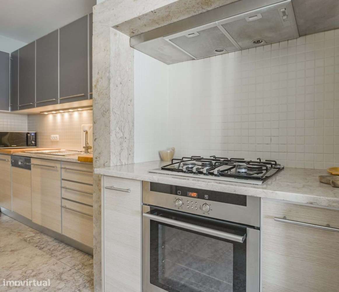 Elegante T2+1 | Elias Garcia | Gulbenkian | O Refúgio Superior nas Ave-11