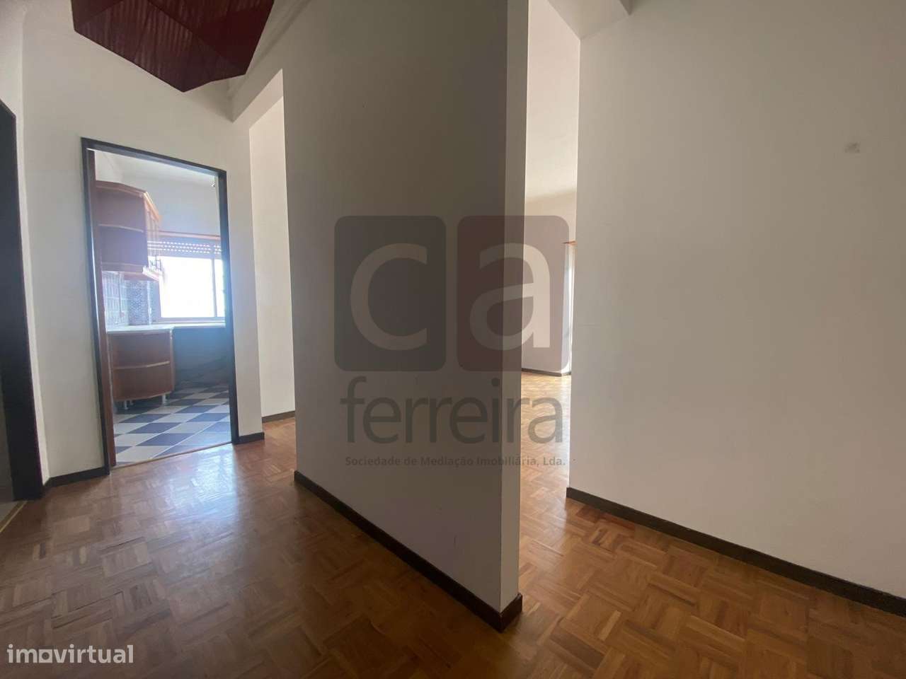 Apartamento T2 em Santarém  junto ao Shopping!-8
