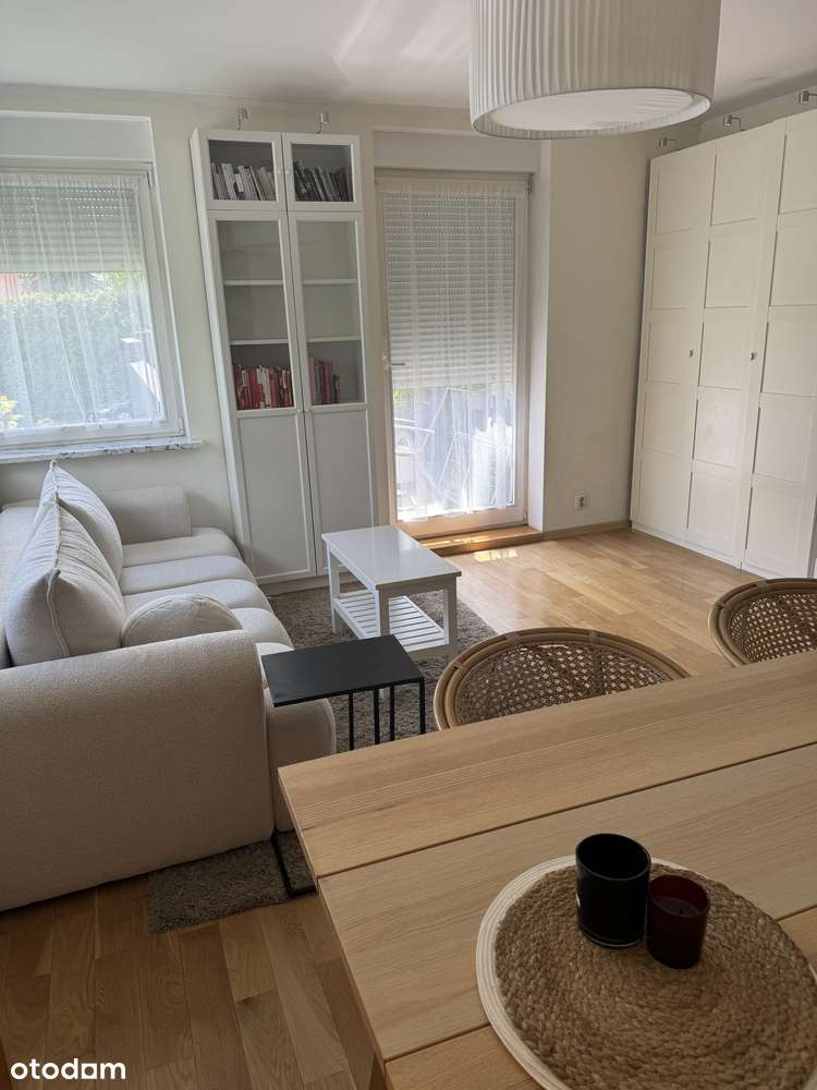 Mieszkanie 3 oddzielne pokoje plus piwnica