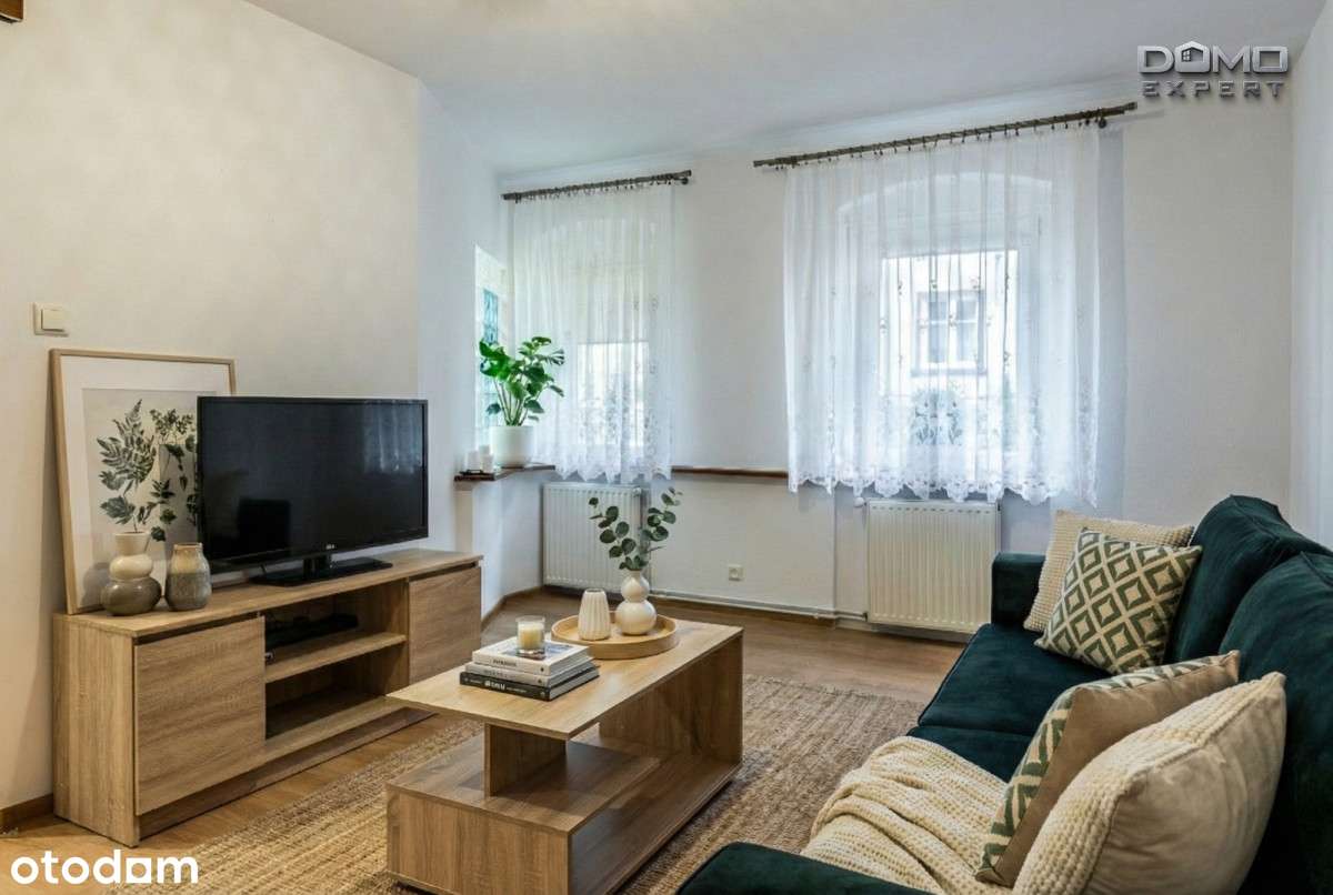 Mieszkanie dwupokojowe w centrum miasta-0