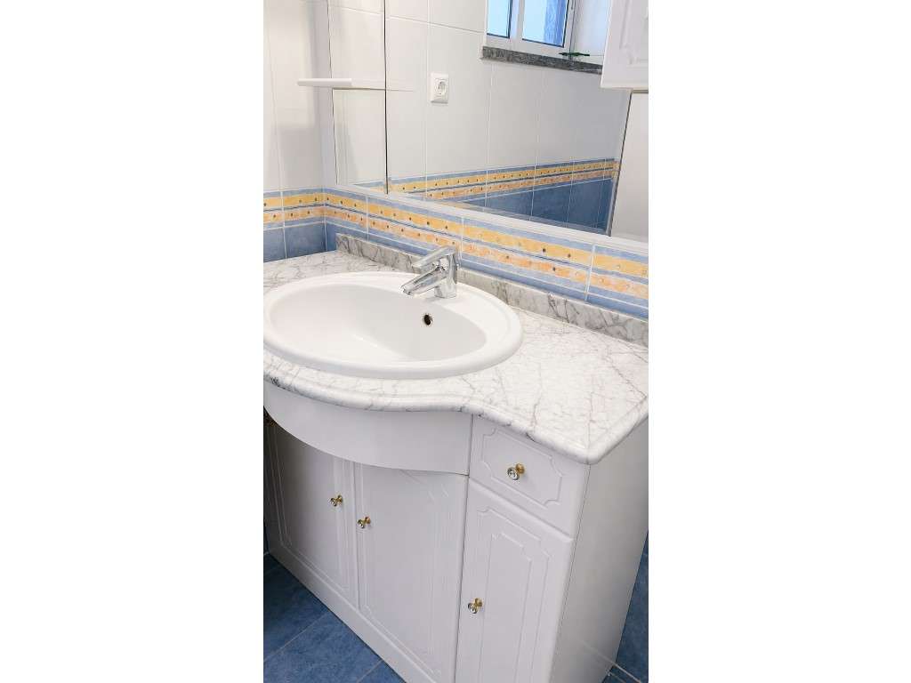 T3 Duplex com Garagem box, Terraços, Suite - Seminovo-10