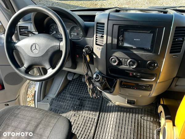 Mercedes-Benz Sprinter 519 - 9