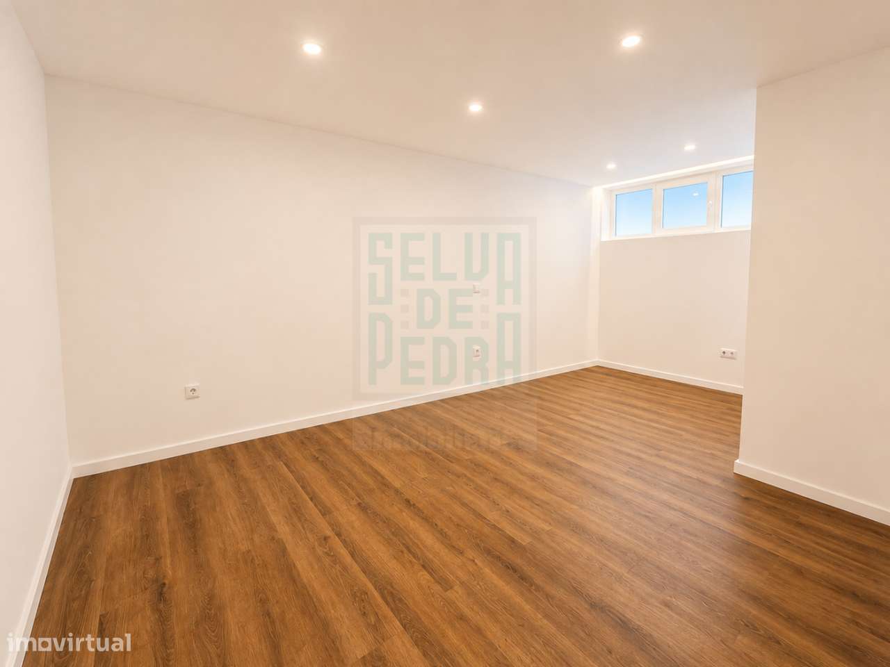 T2+1 Remodelado com 140m² em Paços de Ferreira-29