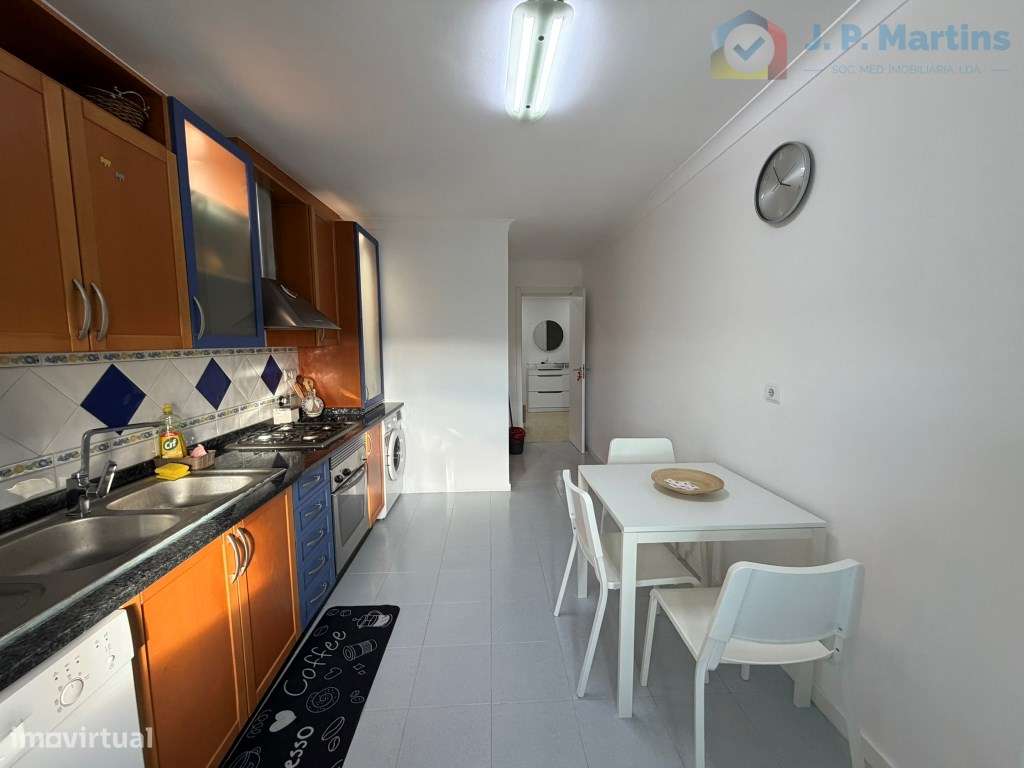Apartamento T3 renovado nos Fidalguinhos - Lavradio, Barreiro-12