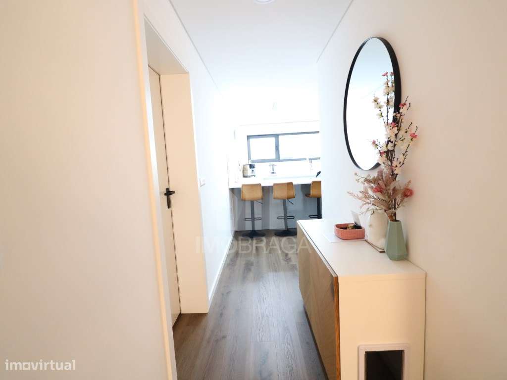 Venda Moradia Geminada T3, em Esporões, Braga-23