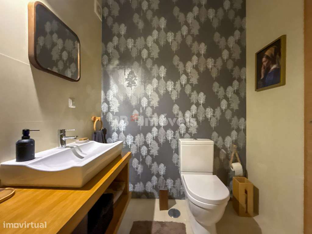 Apartamento T4 Duplex c/ Varandas, Arrecadação e Parqueamento - no ...-30