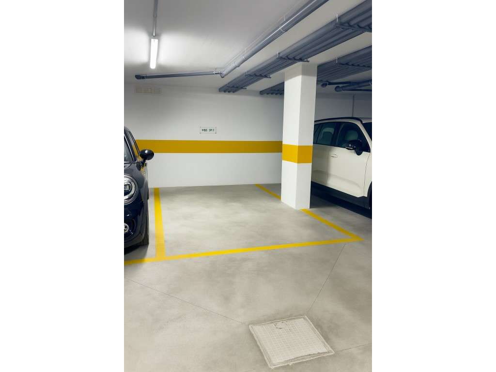 Apartamento T2 | 2 Suites |Lugar de garagem | Lavandaria | Arrecadação-26