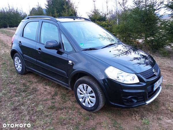 Suzuki SX4 2.0 DDiS 4x4 Comfort - 2