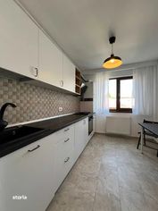 Apartament 2 camere de inchiriat, decomandat, central, AC bloc nou, pa