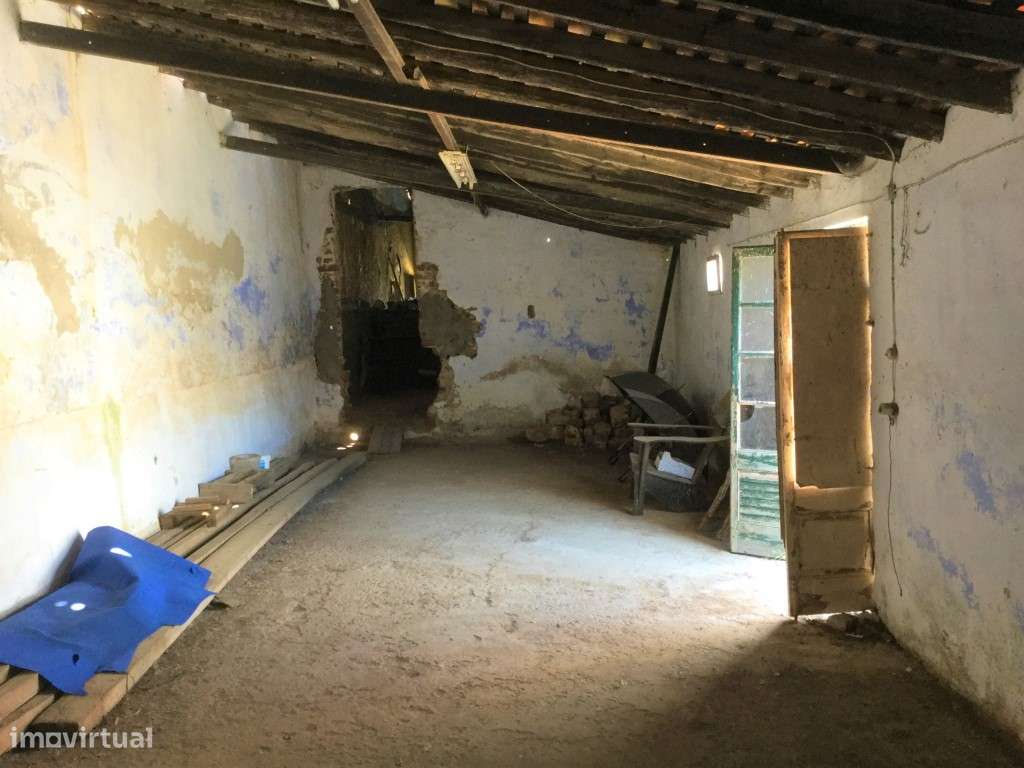 Espaço Comercial que pode ser transformado em Habitação - Grande imagem: 5/10