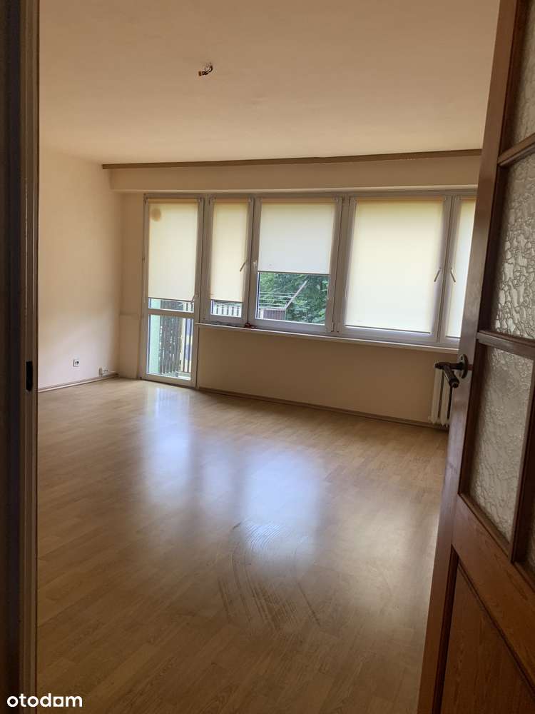 Sprzedam przestronne 3-pokojowe mieszkanie - Pełny obrazek: 4/12