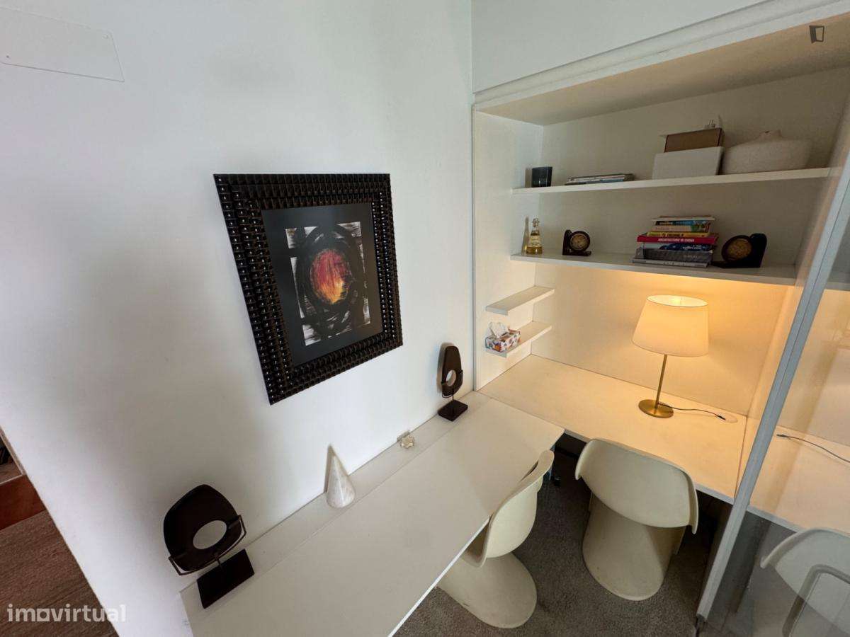 Estúdio - localizado em São Bento Lisbon - Grande imagem: 5/10