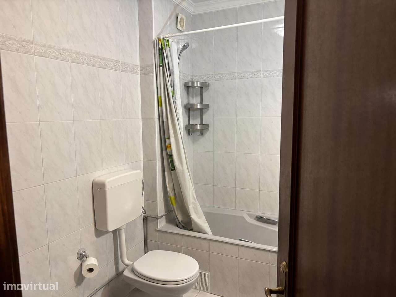 Apartamento T2 | Garagem | Elevador | Varandas | Metro |  Rio Tinto-10