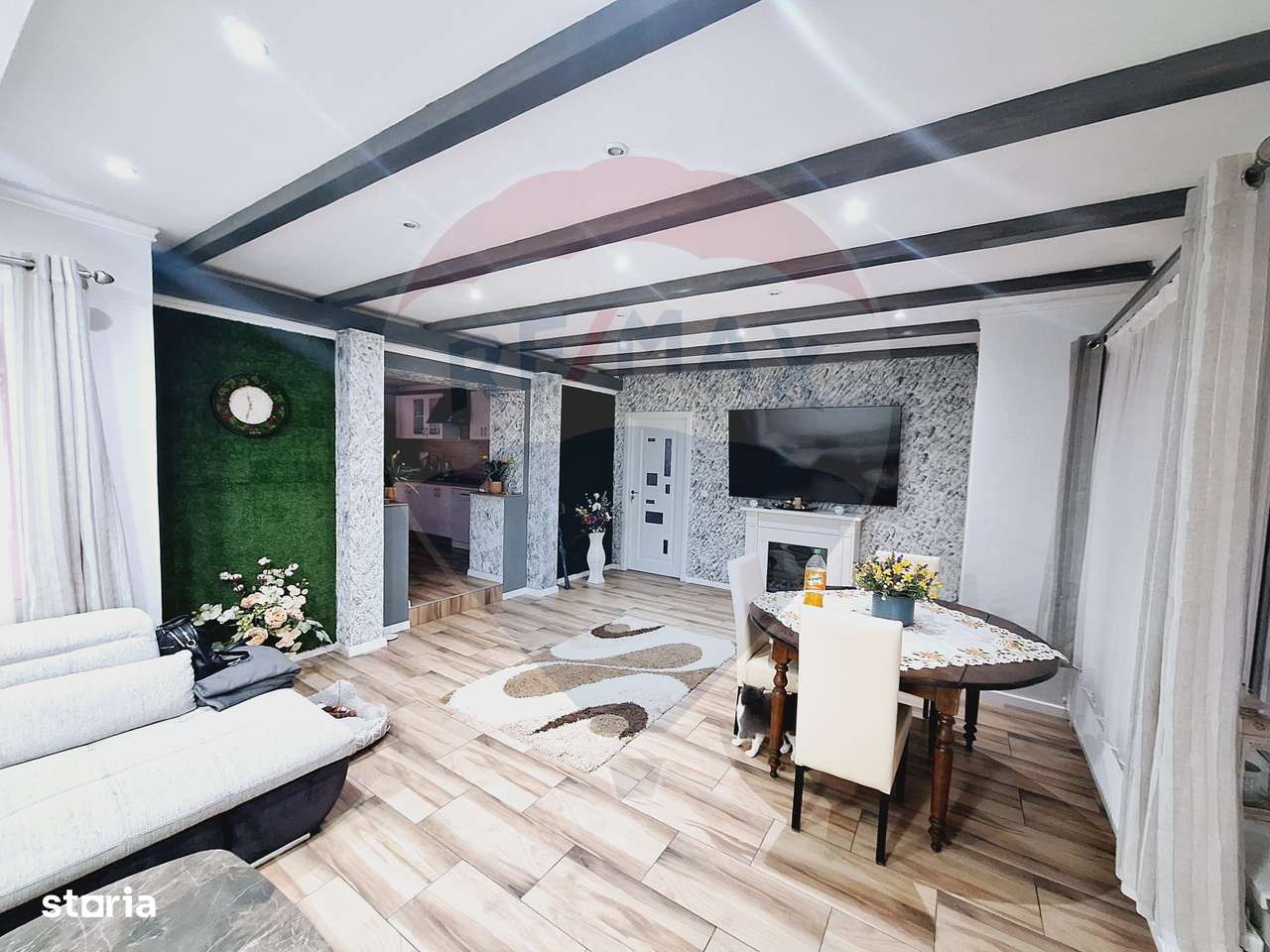 Casă cu 3 camere de vânzare in Hidiselu de Sus-0