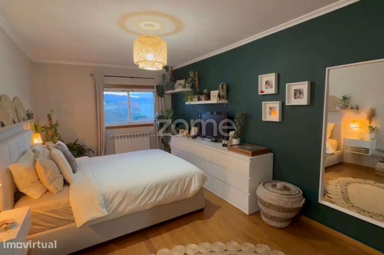 Apartamento T3 Duplex com 136 m2-12