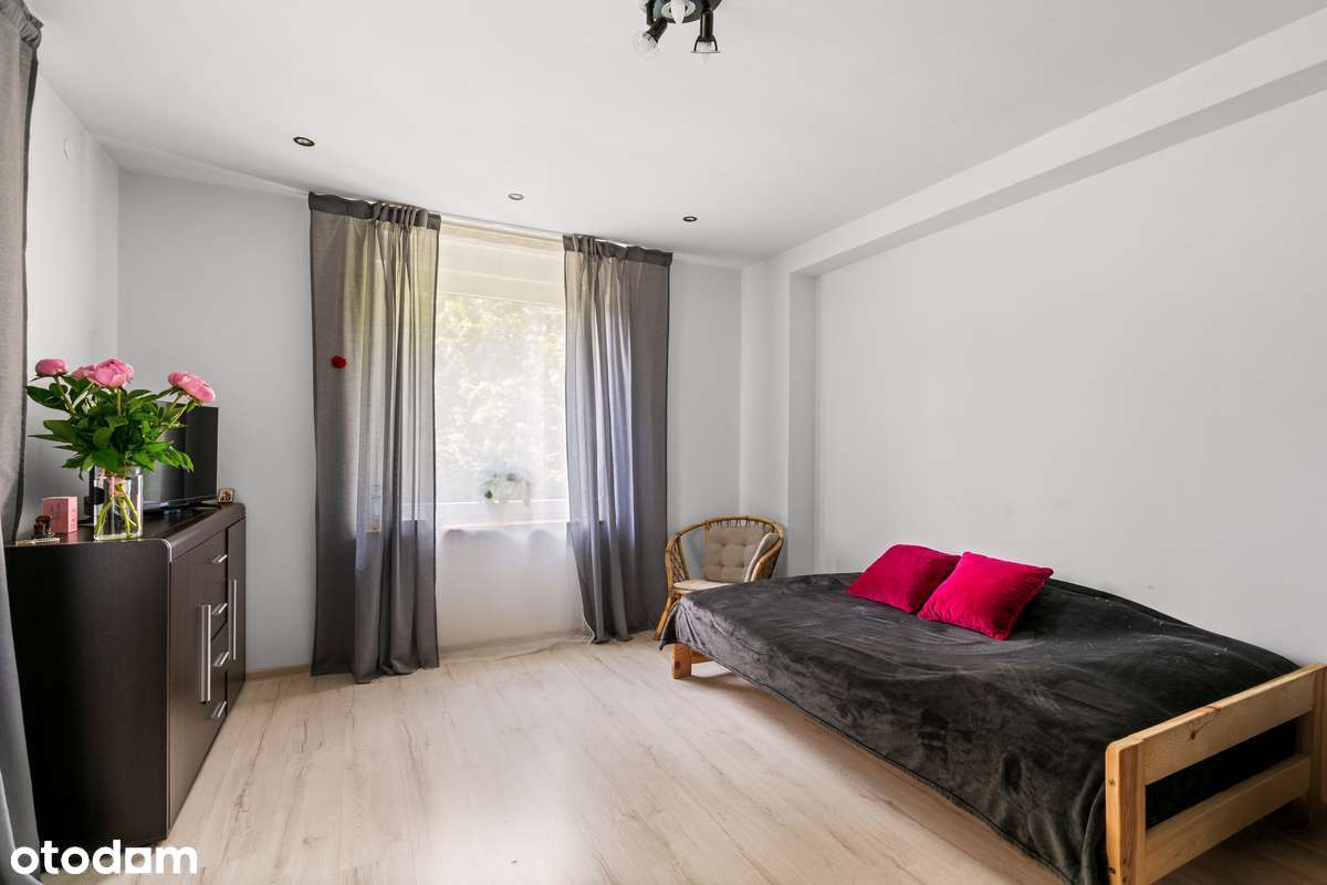 Przestronny dom wolnostojący 240m2, idealny  dla rodziny lub usługi-6