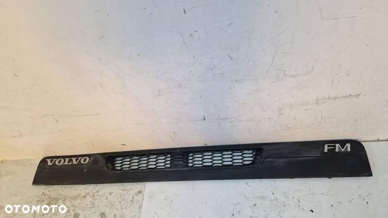 maska atrapa grill volvo fm4 fmx 84162402 - 3