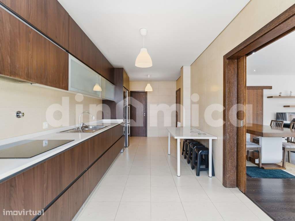 Apartamento T4-7