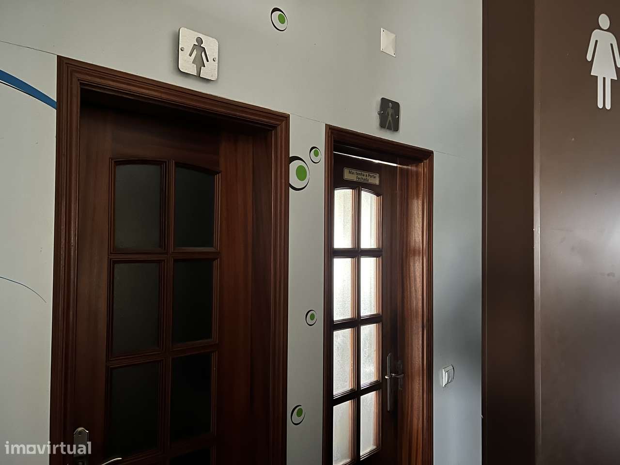 Espaçoso imóvel comercial com excelente localização - Grande imagem: 4/12